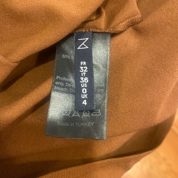 Zeynep Arcay open back stretch knot halter mini dress - Picture 5 of 5